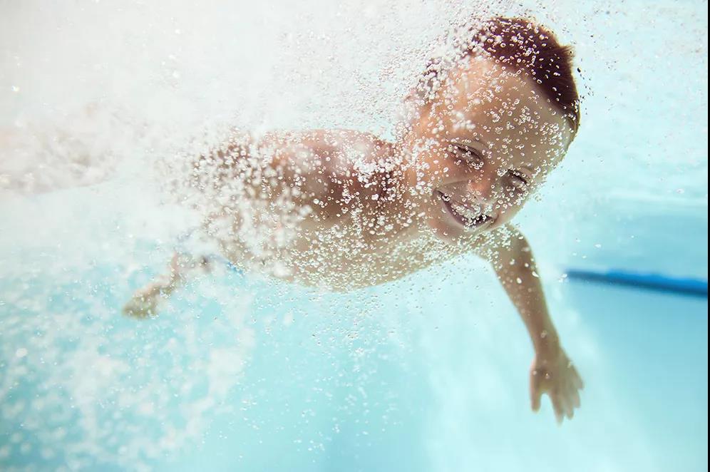 2020游泳馆游泳池水质处理新方法，让利润翻一番